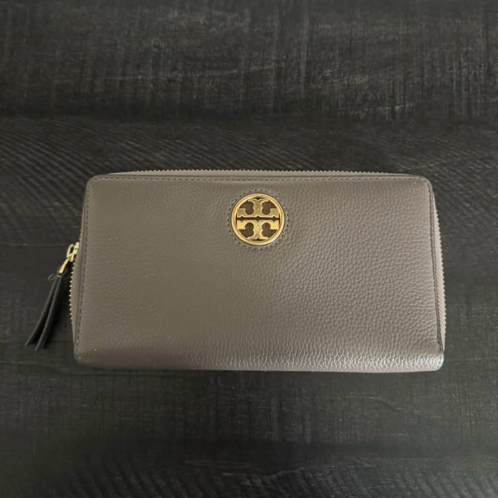 Tory Burch Wallet